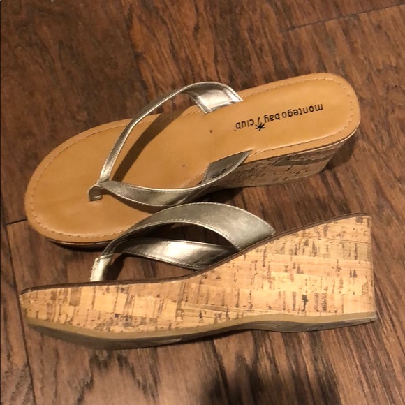 Sandals - Picture 2 of 2